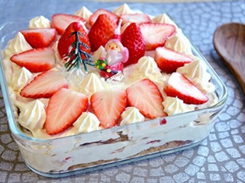ケフィアクリームと苺のスコップケーキ